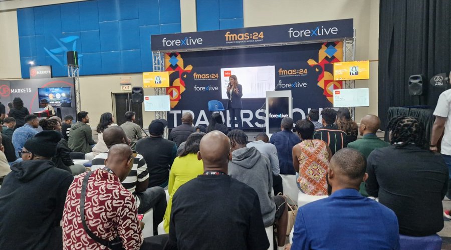 At the Trader Zone, Elsy Rayess, the Chief Business Development Officer at FxPro, presents