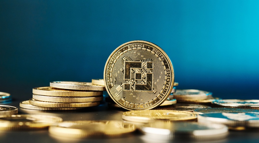 BNB isn't waiting for Jerome Powell and outshines its crypto peers