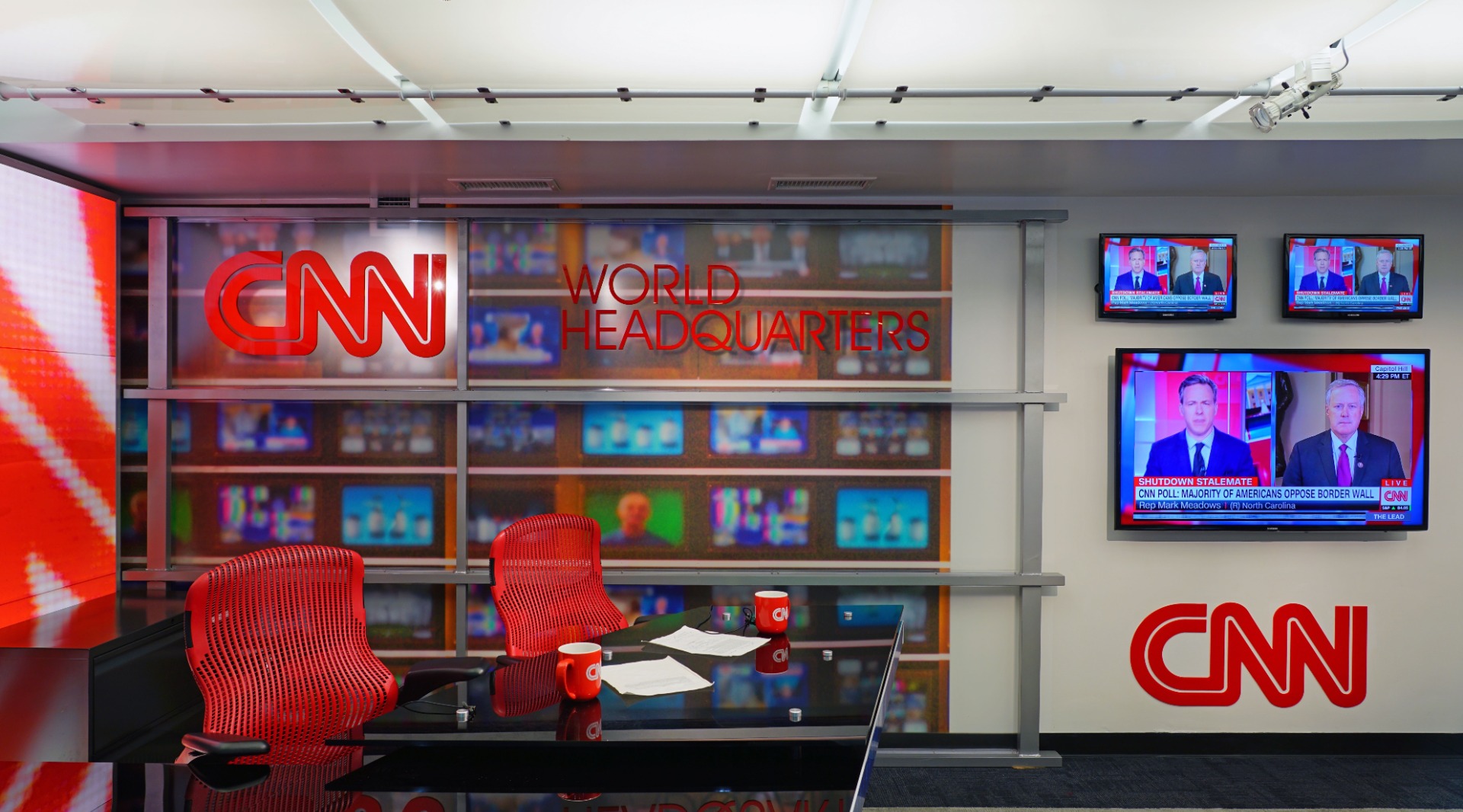 CNN (shutterstock)