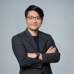 Chonladet Khemarattana, CEO, Webull Thailand