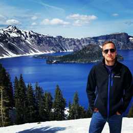 Edward Ridgely, co-founder of Stand