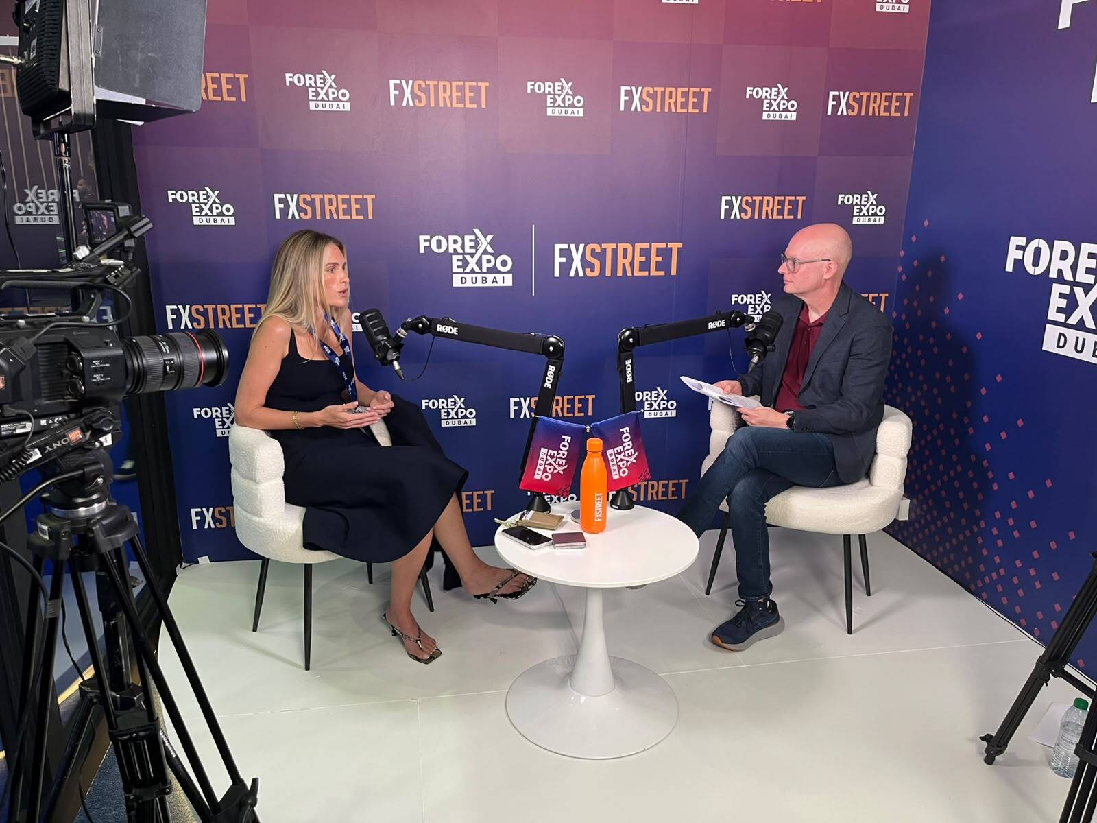 FXStreet expands its audiovisual strategy with live podcast format in Dubai