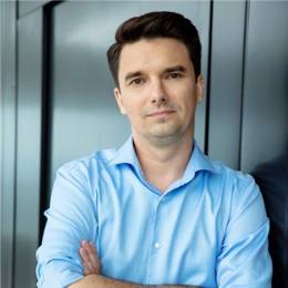 Filip Kaczmarzyk, a member of XTB’s management board