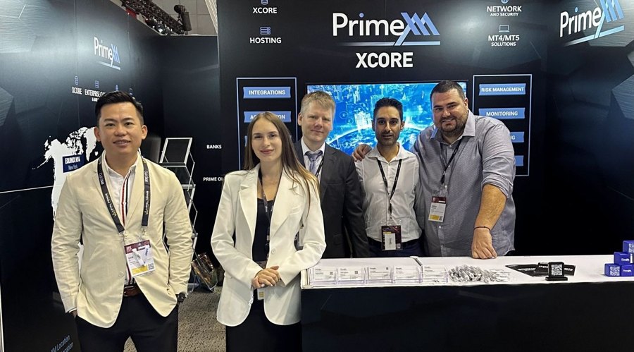 From right: Stefan Popivoda during iFX Expo. Source: Linkedin