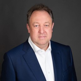 Josef Schuster, CEO of IPOX