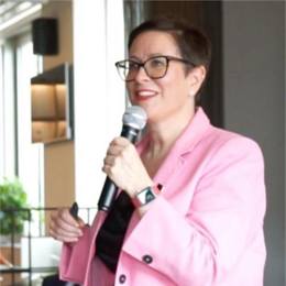 Melanie Pizzey, CEO of the Global Payroll Alliance