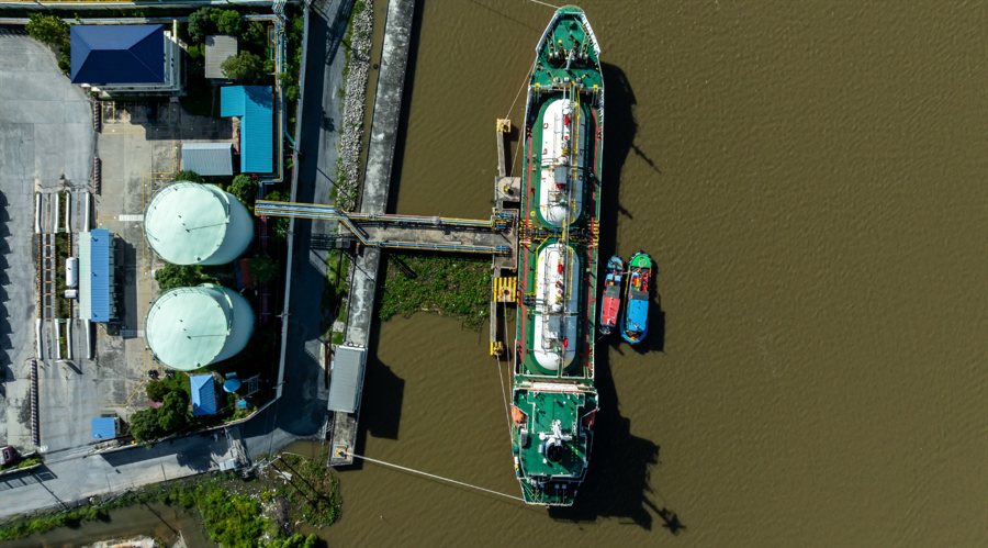 Natural gas is back on the move, brokers, consider making your traders aware of that