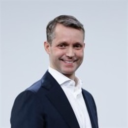 Retrato de Justin Hotard, director general de Nokia