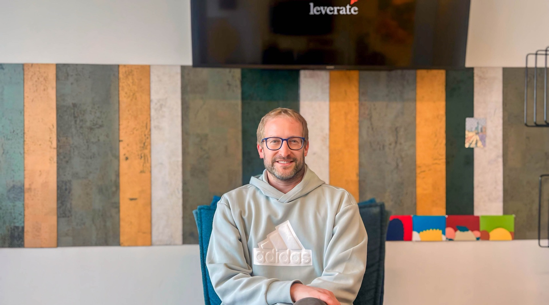 Ran Strauss at Tel-Aviv office of Leverate