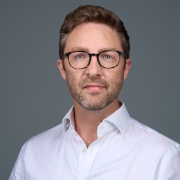 Samuel Johnson, Managing Director at iSAM Securities