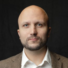 Sergey Ryzhavin, Head of B2COPY