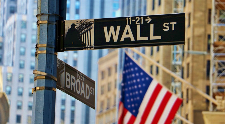 The Sign of Wall Street, New York City (Shutterstock)