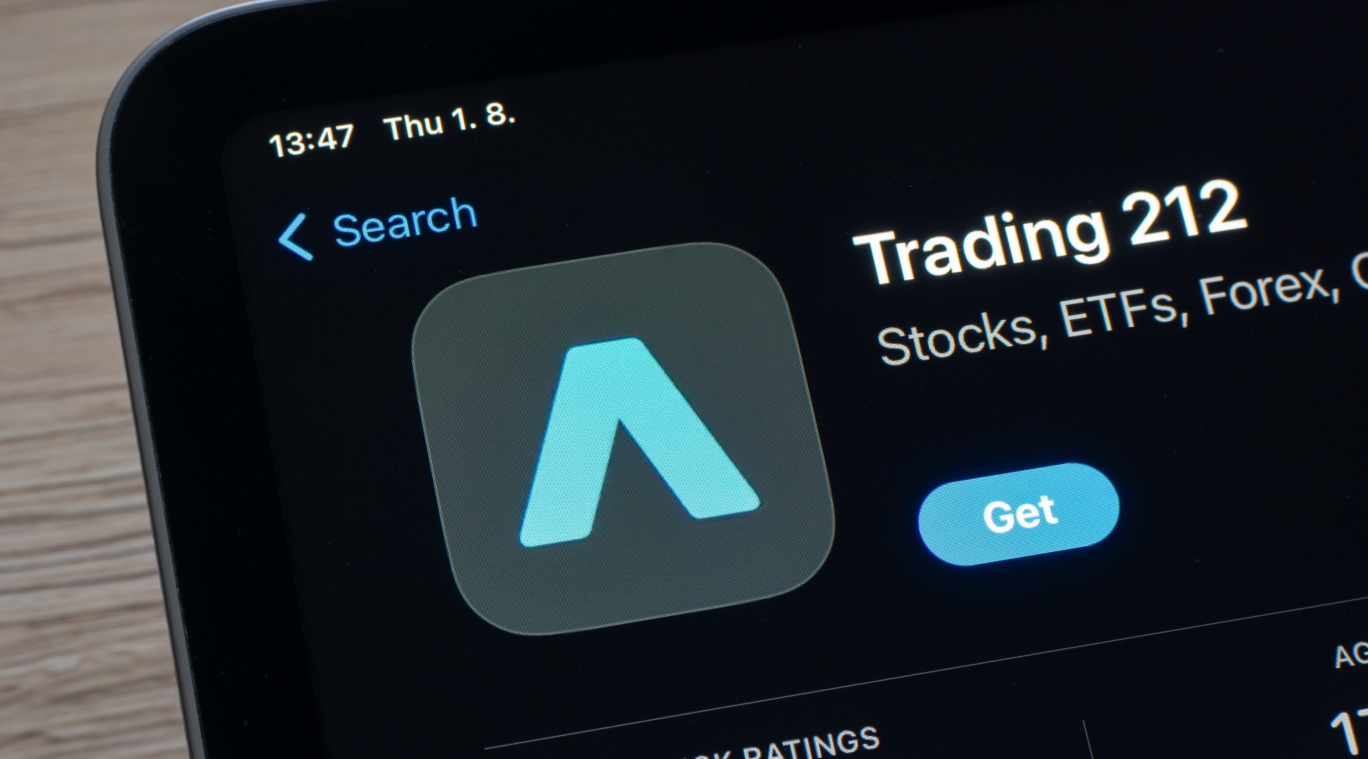 Trading 212 (shutterstock)