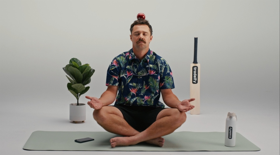 Travis Head in Tradeify's marketing campaign