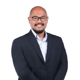 Victor Chia — Head of client success (dealing), Orient Futures Singapore