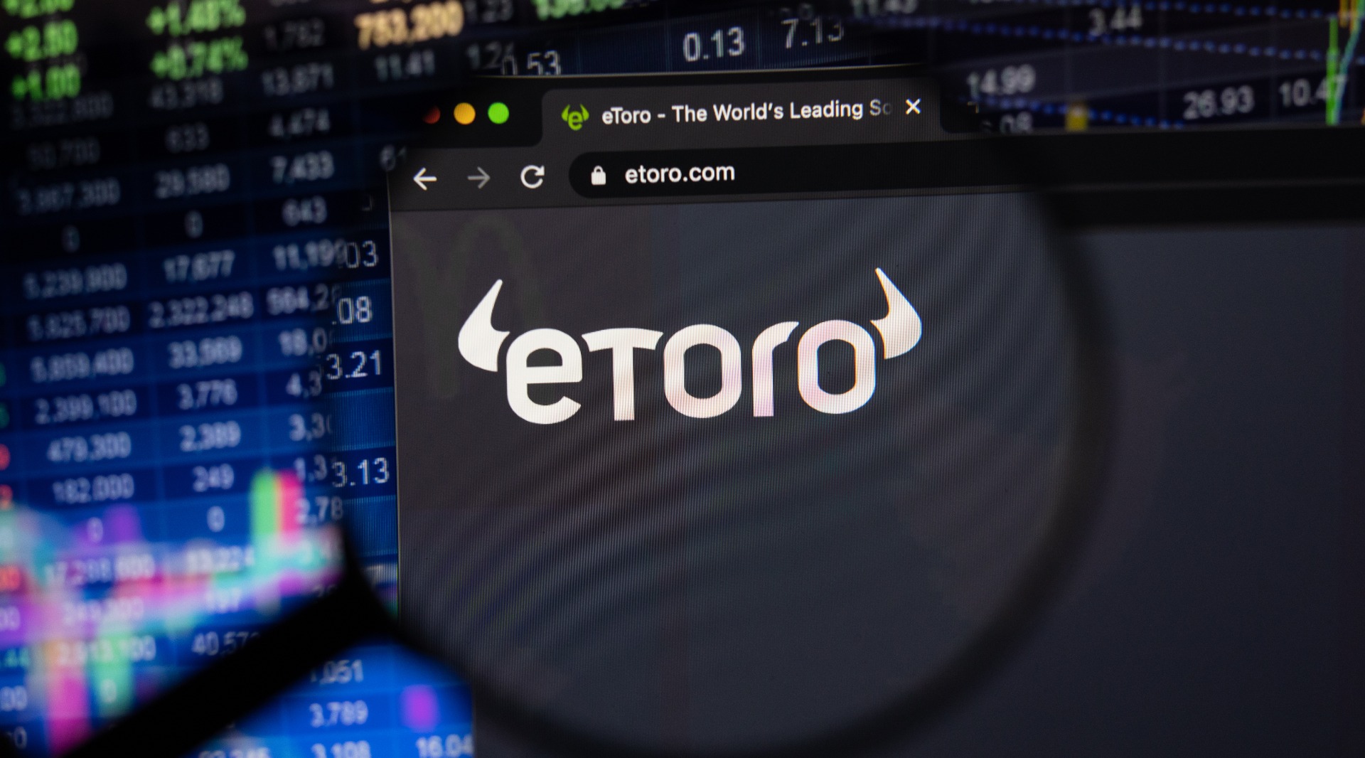 etoro logo (shutterstock)